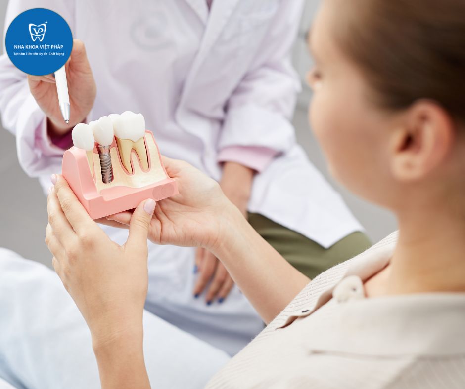 Trồng răng Implant tại Việt Pháp Quốc Oai